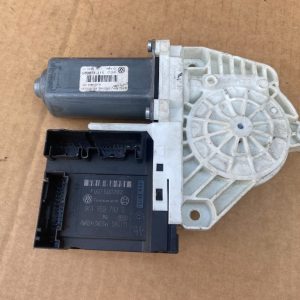 Motoras geam cu modul stanga fata VW Passat B6 1K0959793G 1K0 959 793 G - Dezmembrari Auto