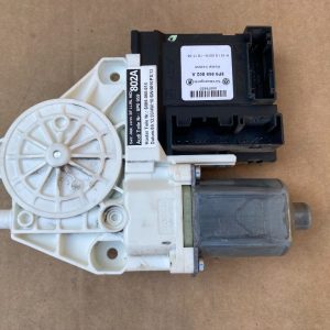 Motoras geam dreapta fata Audi A3 8P 8P0959802A 8P0 959 802 A - Dezmembrari Auto