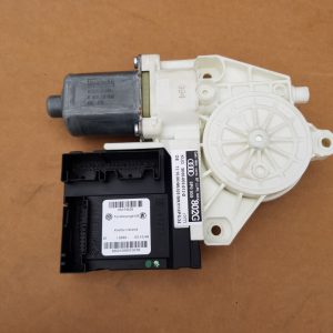 Motoras geam dreapta fata Audi A3 8P 8P0959802G 8P0 959 802 G - Dezmembrari Auto