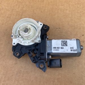 Motoras geam dreapta fata Audi Q7 4M 4M0837004 4M0 837 004 - Dezmembrari Auto
