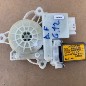 Motoras geam dreapta fata BMW Seria 7 2017 G11 G12 8492392 - Dezmembrari Auto