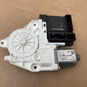 Motoras geam dreapta fata VW Golf 5 1K5837402AH 1K5 837 402 AH 1K0959792L 1K0 959 792 L - Dezmembrari Auto