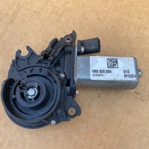 Motoras geam dreapta spate Audi Q7 4M 4M0839004 4M0 839 004 - Dezmembrari Auto