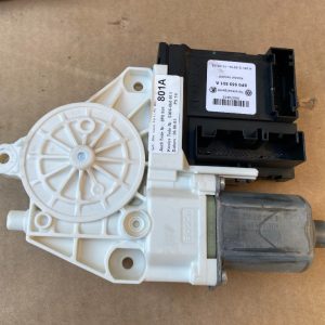 Motoras geam stanga fata Audi A3 8P 8P0959801A 8P0 959 801 A 8P0959801L, 8P0 959 801 L - Dezmembrari Auto