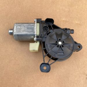 Motoras geam stanga fata VW Caddy Ford Tourneo Connect 2023 2K7959801 2K7 959 801 la 0 km - Dezmembrari Auto
