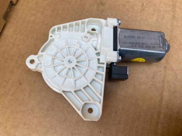 Motoras geam stanga spate Audi Q5 FY 80A959812 80A 959 812 - Dezmembrari Auto