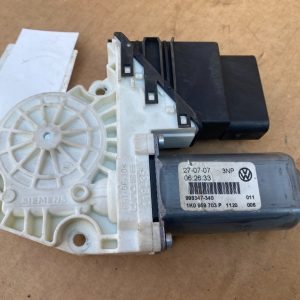 Motoras geam stanga spate VW Golf 5 1k0959703p 1k0 959 703 p - Dezmembrari Auto