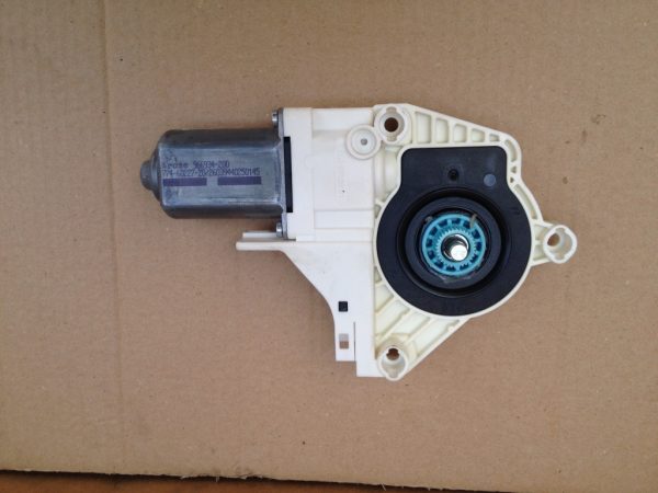 Motoras macara Audi A4 8K B8 8K0959802A 8K0 959 802 A - Dezmembrari Auto