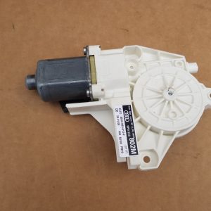 Motoras macara geam dreapta Audi A3 8P 2 usi 8P0959802M 8P0 959 802 M - Dezmembrari Auto