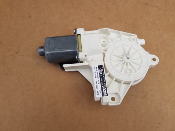 Motoras macara geam dreapta Audi A3 8P 2 usi 8P0959802M 8P0 959 802 M - Dezmembrari Auto
