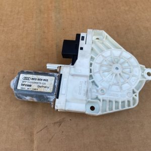 Motoras macara geam dreapta fata Audi A4 B8 8K0959802 8K0 959 802 - Dezmembrari Auto