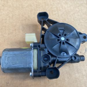 Motoras macara geam dreapta fata VW Golf 7 5Q0959802B 5Q0 959 802 B - Dezmembrari Auto