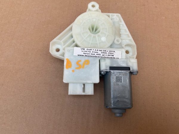 Motoras macara geam dreapta spate VW Golf 7 2019 5Q4959812F 5Q4 959 812 F la 0 km - Dezmembrari Auto