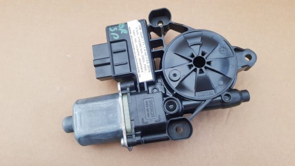 Motoras macara geam dreapta spate VW Golf 7 5Q0959812 5Q0 959 812 - Dezmembrari Auto