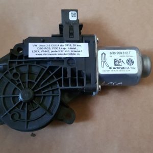 Motoras macara geam dreapta spate VW Jetta 2016 6R0959812T 6R0 959 812 T - Dezmembrari Auto