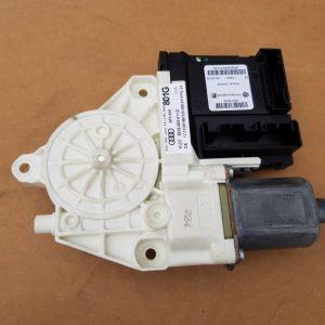 Motoras macara geam stanga fata Audi A3 8P 8P0959801G 8P0 959 801 G - Dezmembrari Auto