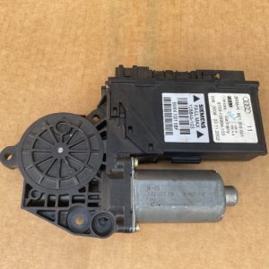 Motoras macara geam stanga fata Audi A4 B6 8E1959801 8E1 959 801 - Dezmembrari Auto
