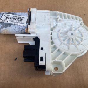 Motoras macara geam stanga fata Audi A4 B8 8K0959801 8K0 959 801 - Dezmembrari Auto