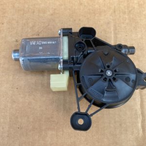 Motoras macara geam stanga fata Audi A4 B9 8W0959801 8W0 959 801 - Dezmembrari Auto