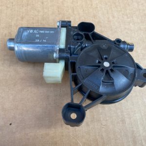 Motoras macara geam stanga fata Audi A4 B9 8W0959801 8W0 959 801 - Dezmembrari Auto