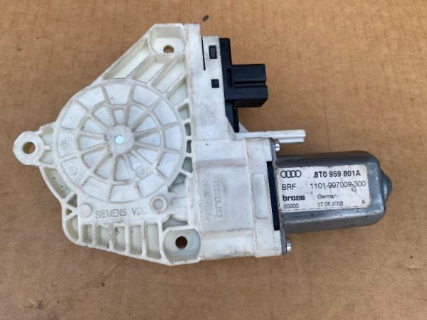 Motoras macara geam stanga fata Audi A5 2008 8T0959801A 8T0 959 801 A - Dezmembrari Auto