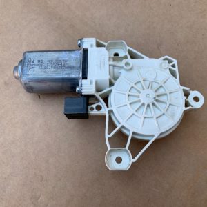 Motoras macara geam stanga fata Audi E-TRON 2021 4K0959801 4K0 959 801 - Dezmembrari Auto