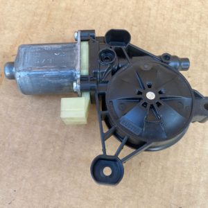 Motoras macara geam stanga fata VW Golf 7 5Q0959801B 5Q0 959 801 B - Dezmembrari Auto