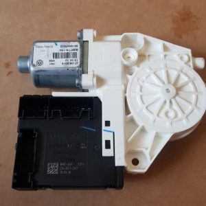 Motoras macara geam stanga fata VW Jetta 2016 3C0959793J 3C0 959 793 J - Dezmembrari Auto