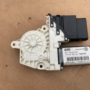 Motoras macara geam stanga spate VW Golf 5 1K0959703K 1K0 959 703 K 1K0959795E 1K0 959 795 E - Dezmembrari Auto