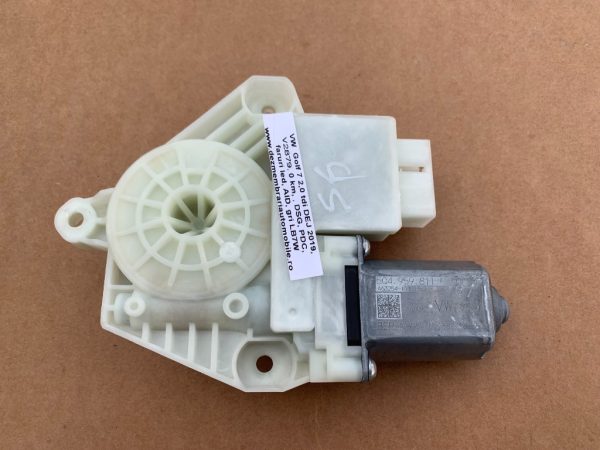 Motoras macara geam stanga spate VW Golf 7 2019 5Q4959811F 5Q4 959 811 F la 0 km - Dezmembrari Auto