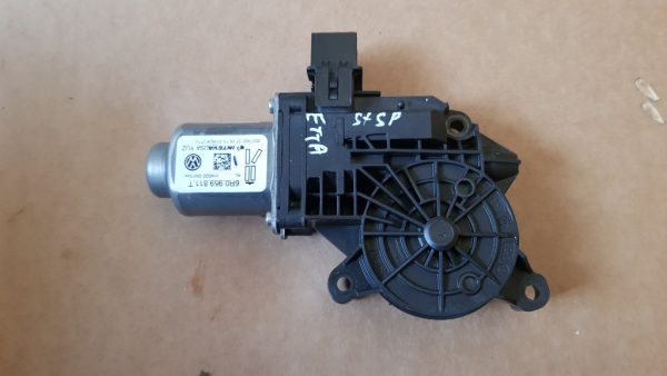 Motoras macara geam stanga spate VW Jetta 2016 6R0959811T 6R0 959 811 T - Dezmembrari Auto