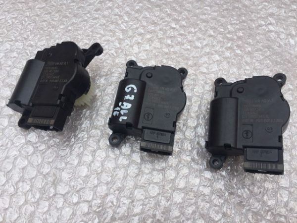 Motoras / motorase clima tulumba bord VW Golf 7 5Q0 907 511 K 5Q0907511K - Dezmembrari Auto