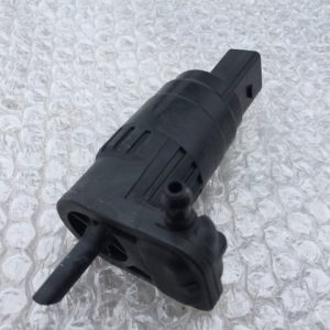 Motoras pompita vas lichid parbriz VW Polo 2019 FULL LED 1K6 955 651 1K6955651 - Dezmembrari Auto