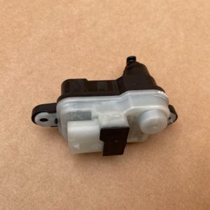 Motoras rezervor VW Caddy Ford Tourneo Connect 2023 2K7810773 2K7 810 773 la 0 km - Dezmembrari Auto