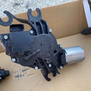 Motoras stergator haion VW Golf 5 plus 5M0955711 5M0 955 711 - Dezmembrari Auto