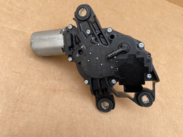 Motoras stergator haion VW Golf 5 variant 1K9955711A 1K9 955 711 A - Dezmembrari Auto