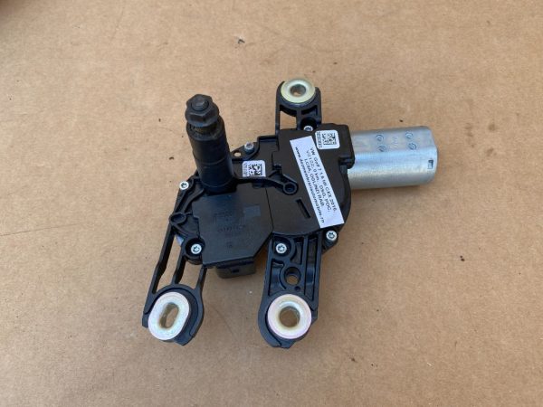 Motoras stergator haion VW Golf 7 hatchback 5G0955711A 5G0 955 711 A la 0 km - Dezmembrari Auto
