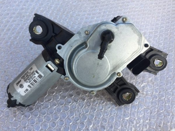 Motoras stergator haion VW Passat B6 3C9 955 711 3C9955711 - Dezmembrari Auto