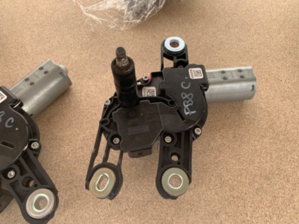 Motoras stergator haion VW Passat B8 variant 5G0955711A 5G0 955 711 A - Dezmembrari Auto