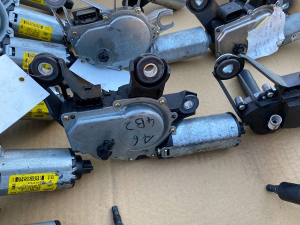 Motoras stergator luneta Audi A6 C5 8L0955711A 8L0 955 711 A - Dezmembrari Auto
