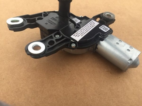 Motoras stergator luneta / haion VW Golf 7 5G0955711A 5G0 955 711 A - Dezmembrari Auto