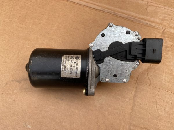 Motoras stergator VW Golf 4 1J1955113B 1J1 955 113 B - Dezmembrari Auto