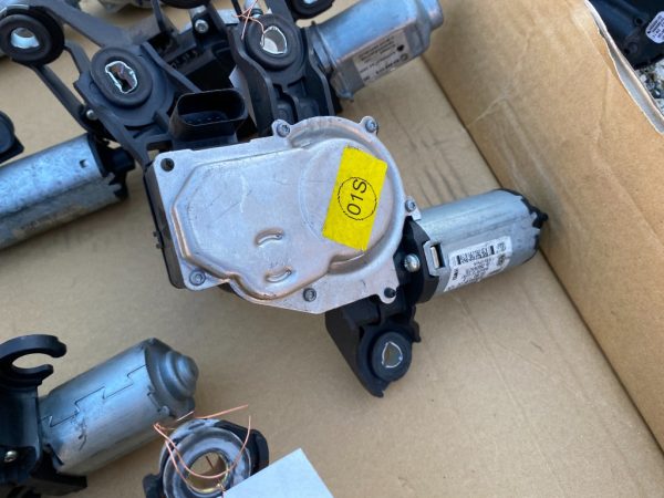 Motoras stergator VW UP 1S6955711B 1S6 955 711 B - Dezmembrari Auto