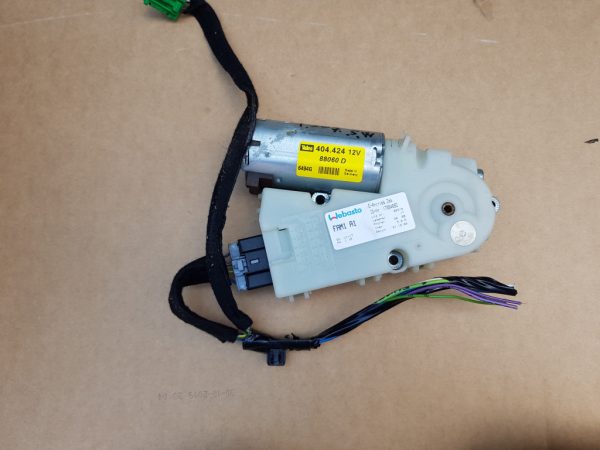 Motoras trapa plafon Peugeot 307 SW 17004680 - Dezmembrari Auto