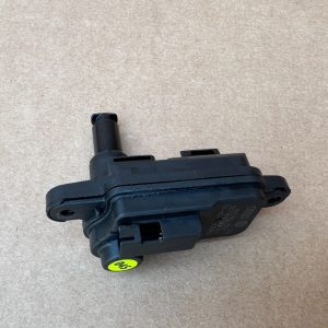 Motoras usita rezervor VW ID3 ID.3 8V0862159A 8V0 862 159 A - Dezmembrari Auto