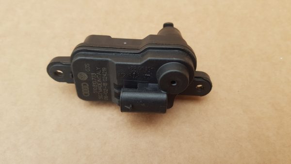 Motoras usita rezervor VW Passat B8 combi 510810773 510 810 773 - Dezmembrari Auto