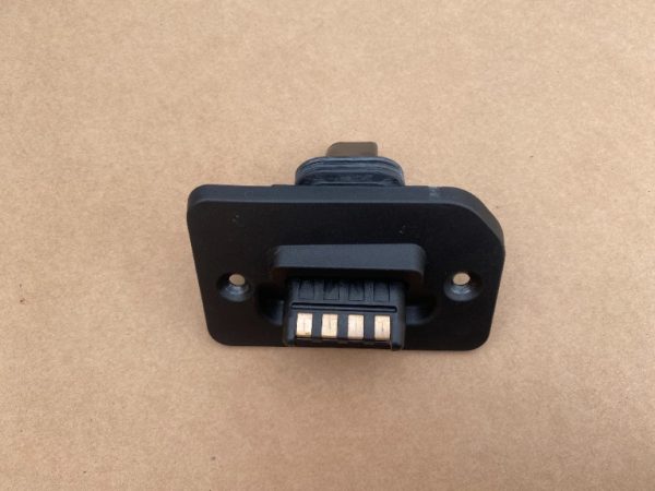 Mufa usa culisanta stanga spate VW Caddy Ford Tourneo Connect 2023 2K7843551A 2K7 843 551 A - Dezmembrari Auto
