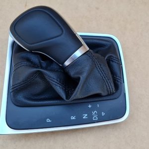 Nuca schimbator automat DSG VW Golf 7 cu manson - 10 km - Dezmembrari Auto
