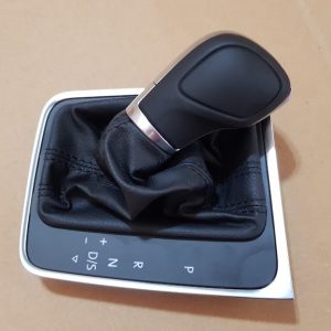 Nuca schimbator automat DSG VW Golf 7 volan dreapta 5G2713203J 5G2 713 203 J - Dezmembrari Auto