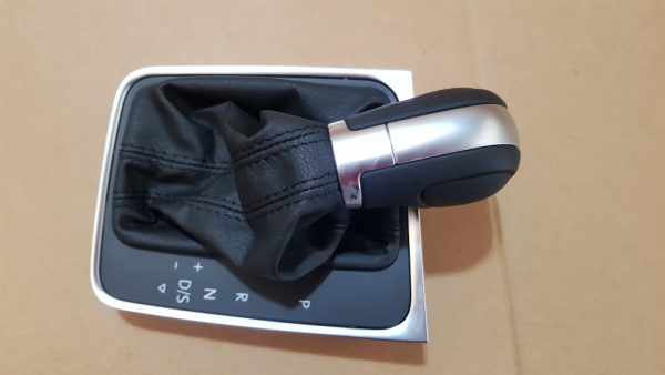 Nuca schimbator automat DSG VW Golf 7 volan dreapta 5G2713203J 5G2 713 203 J - Dezmembrari Auto - imagine 6